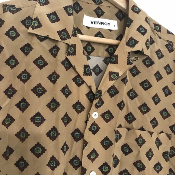 VENROY 2023 100% Silk Camp Collar Shirt - Picture 2 of 3